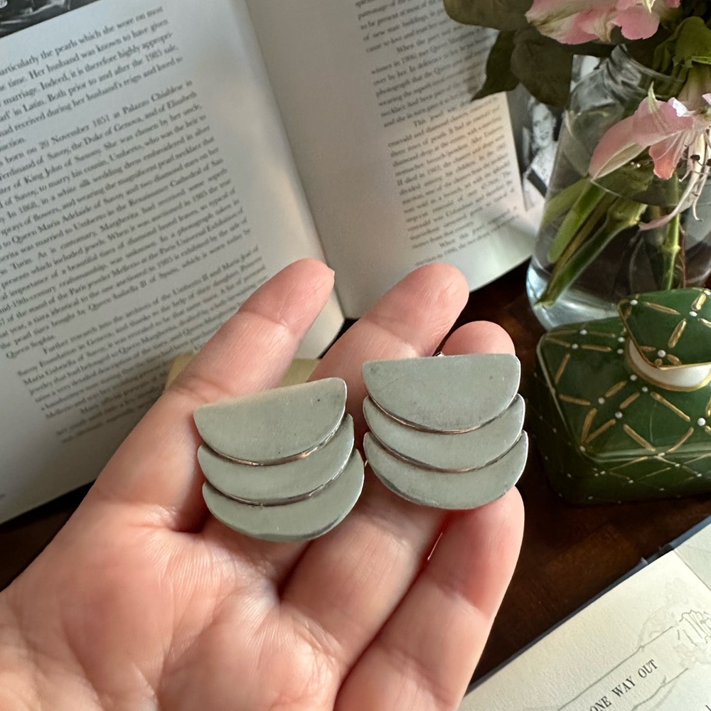 Chic Vintage Sterling Earrings - Mexican silver